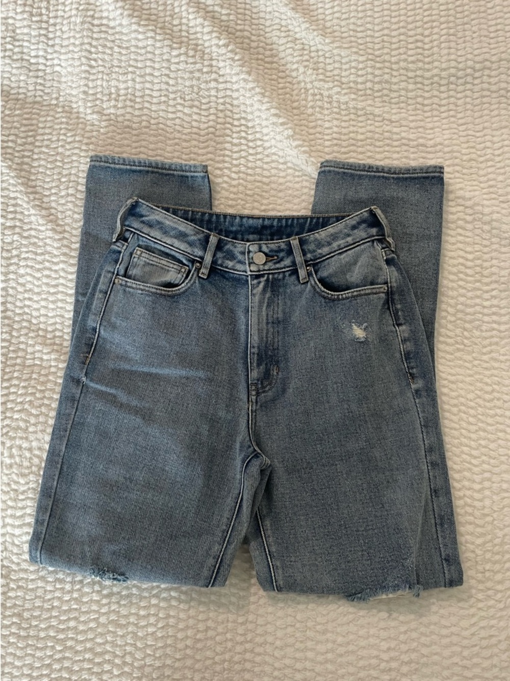 PacSun | Women's High-Rise Light Blue Straight-Leg Jeans | Distressed Jeans
